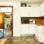 Hacienda Beachfront Villa, Spathies Villa *