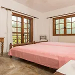 Villa Hacienda Beachfront Villa, Spathies