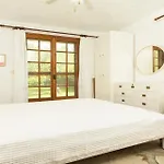 Villa Hacienda Beachfront Villa, Spathies