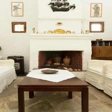 Vila Hacienda Beachfront Villa, Spathies