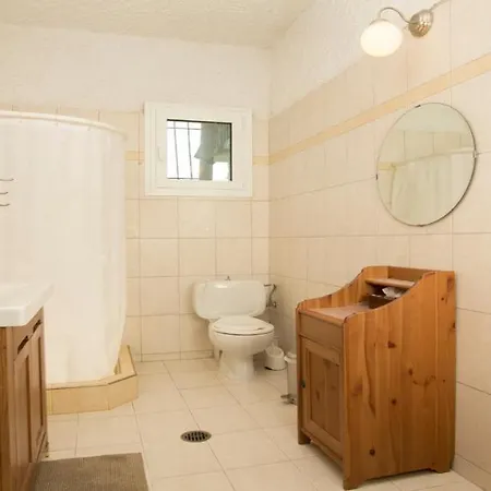 Vila Hacienda Beachfront Villa, Spathies