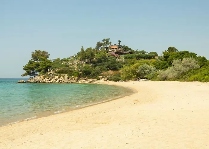 Greenlea Beachfront Spathies Никити