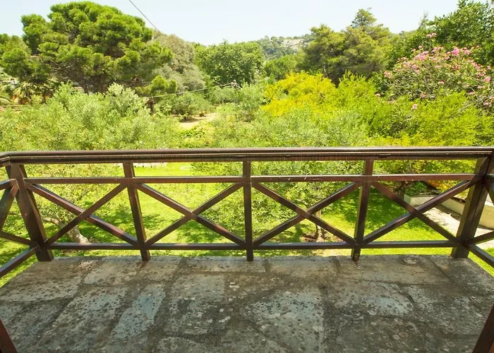 Greenlea Beachfront Spathies Никити