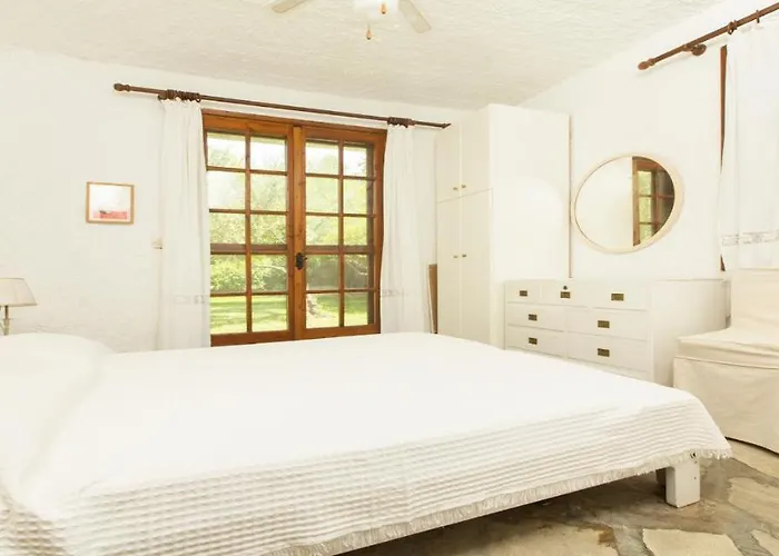 ヴィラ Hacienda Beachfront Villa, Spathies